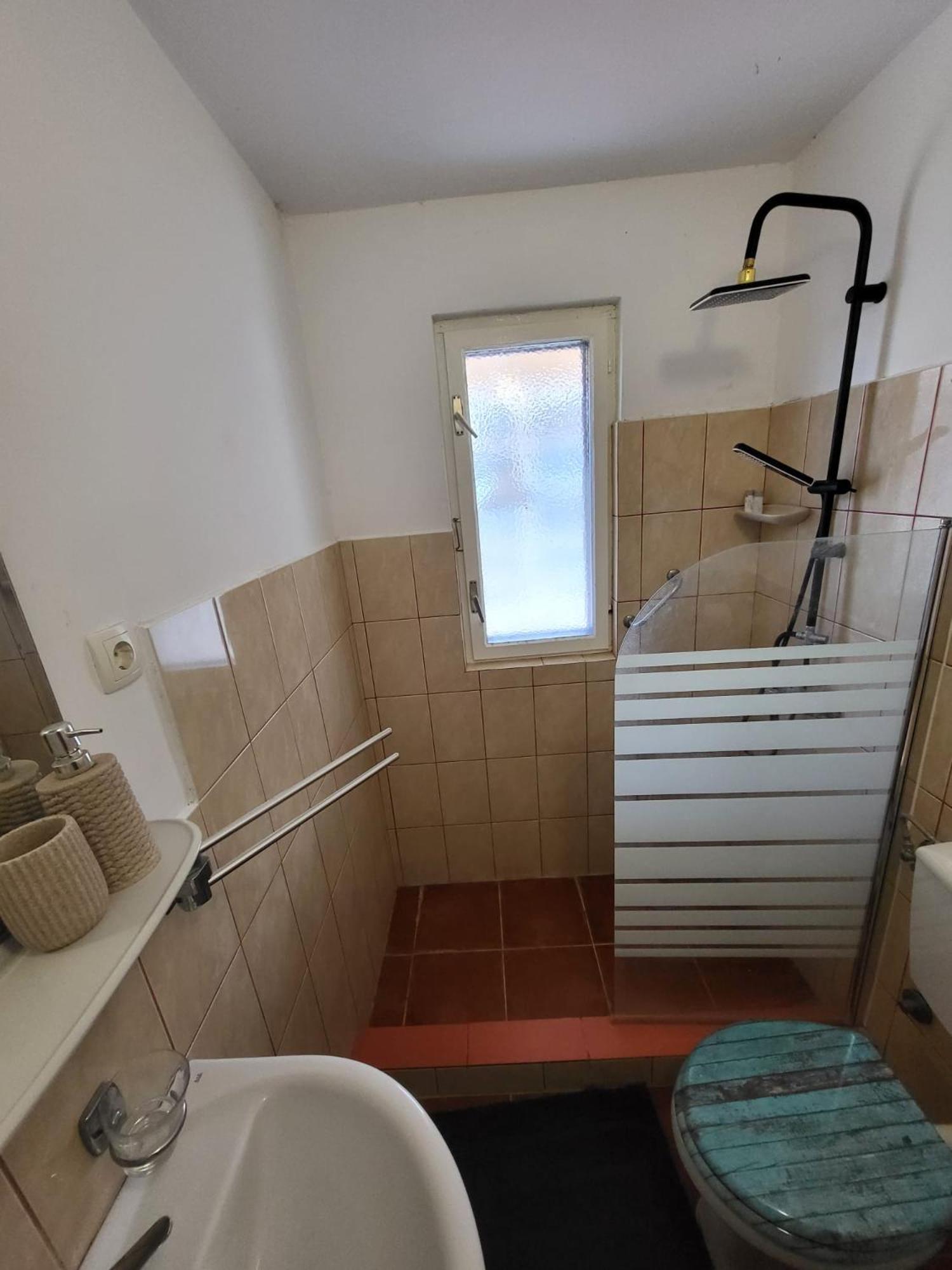 Apartment Bunjo'S Beach House Trogir Buitenkant foto