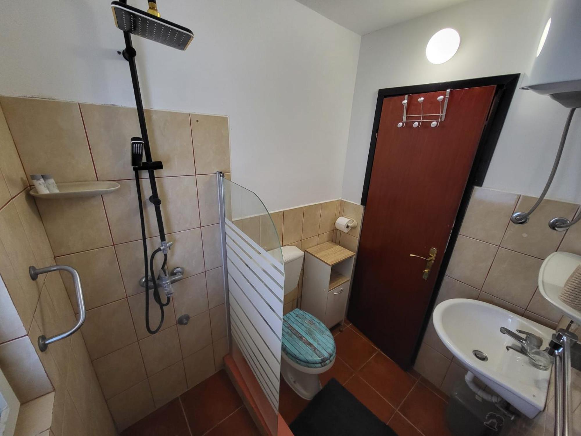 Apartment Bunjo'S Beach House Trogir Buitenkant foto
