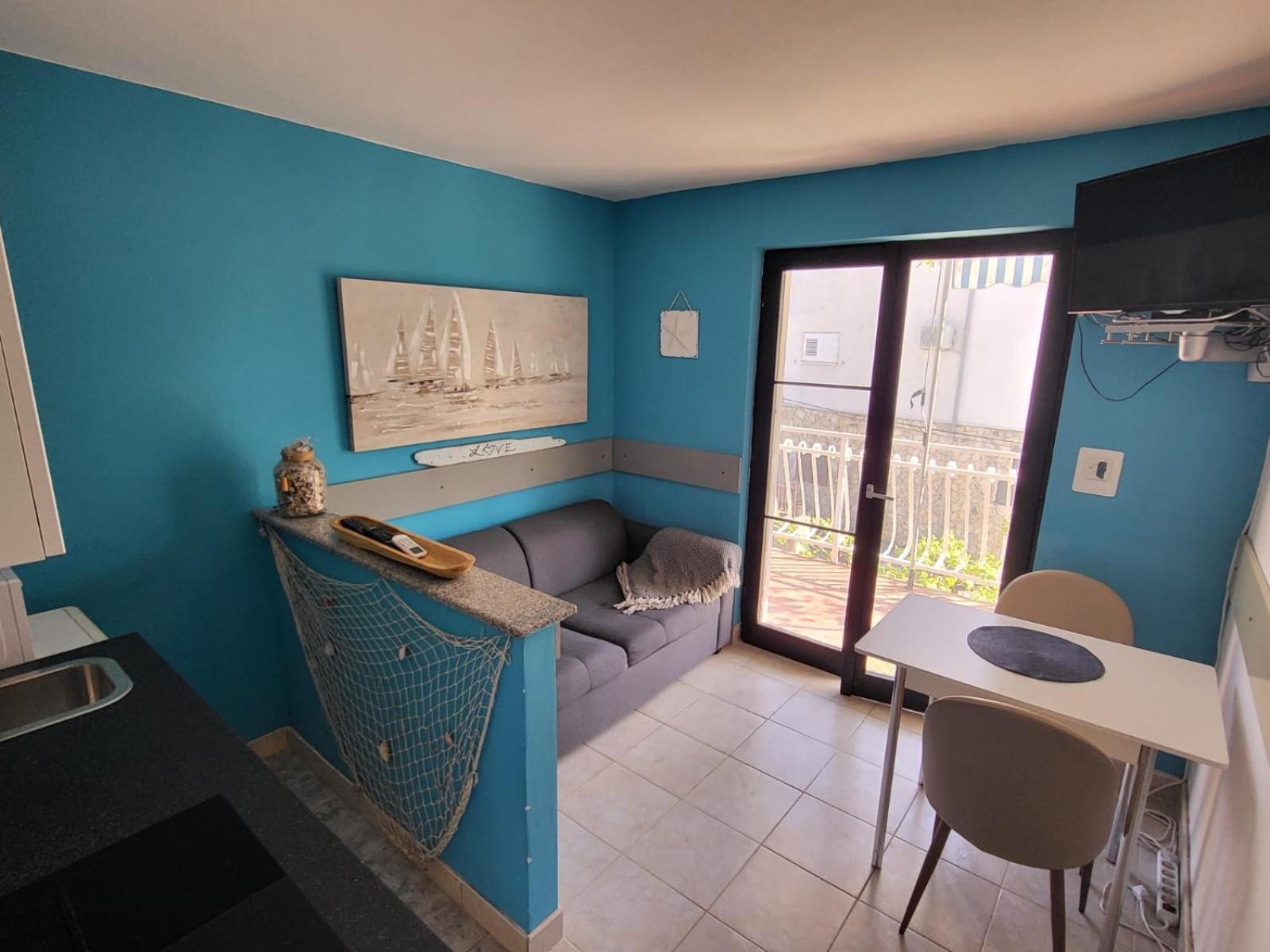 Apartment Bunjo'S Beach House Trogir Buitenkant foto