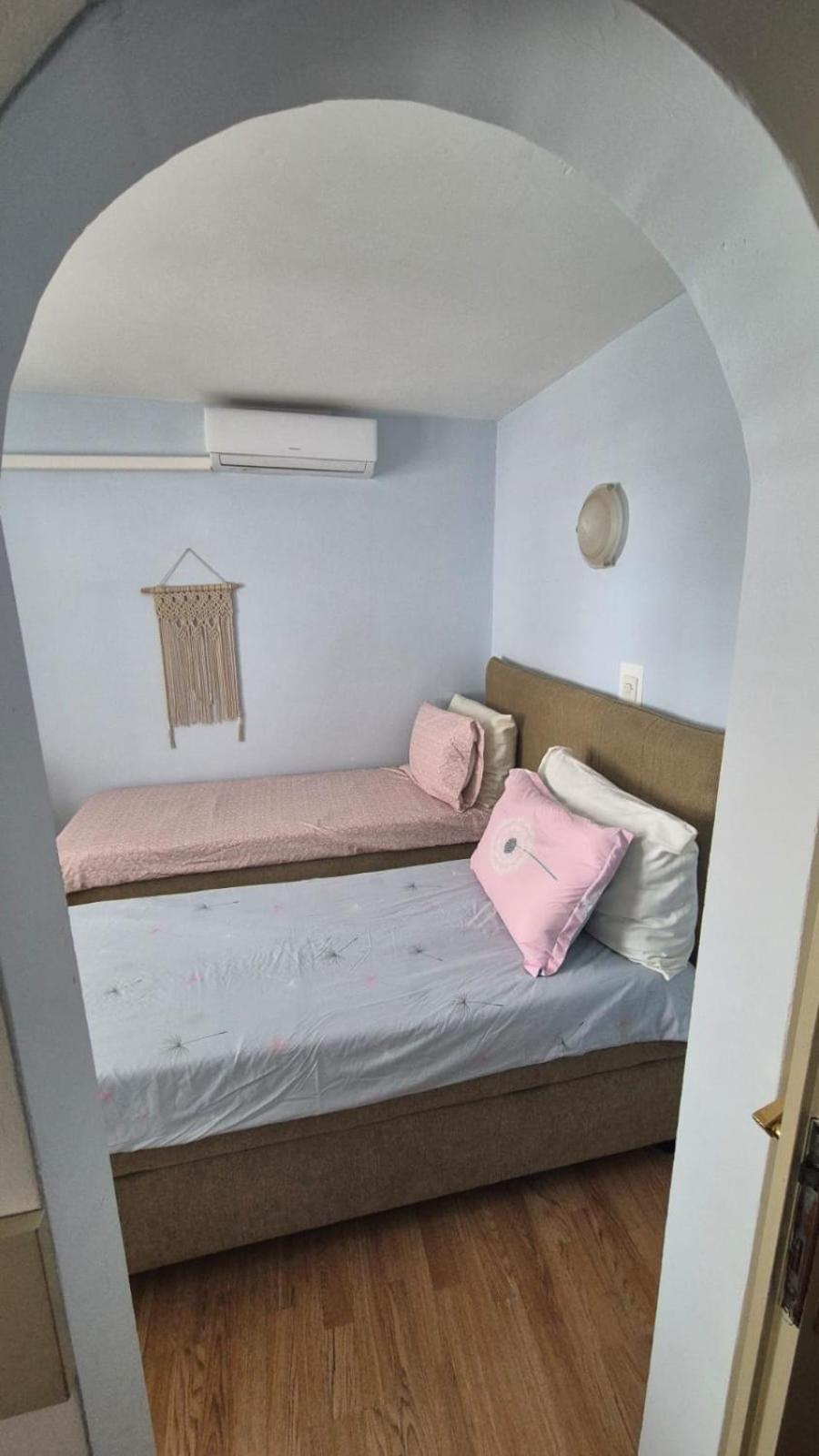 Apartment Bunjo'S Beach House Trogir Buitenkant foto