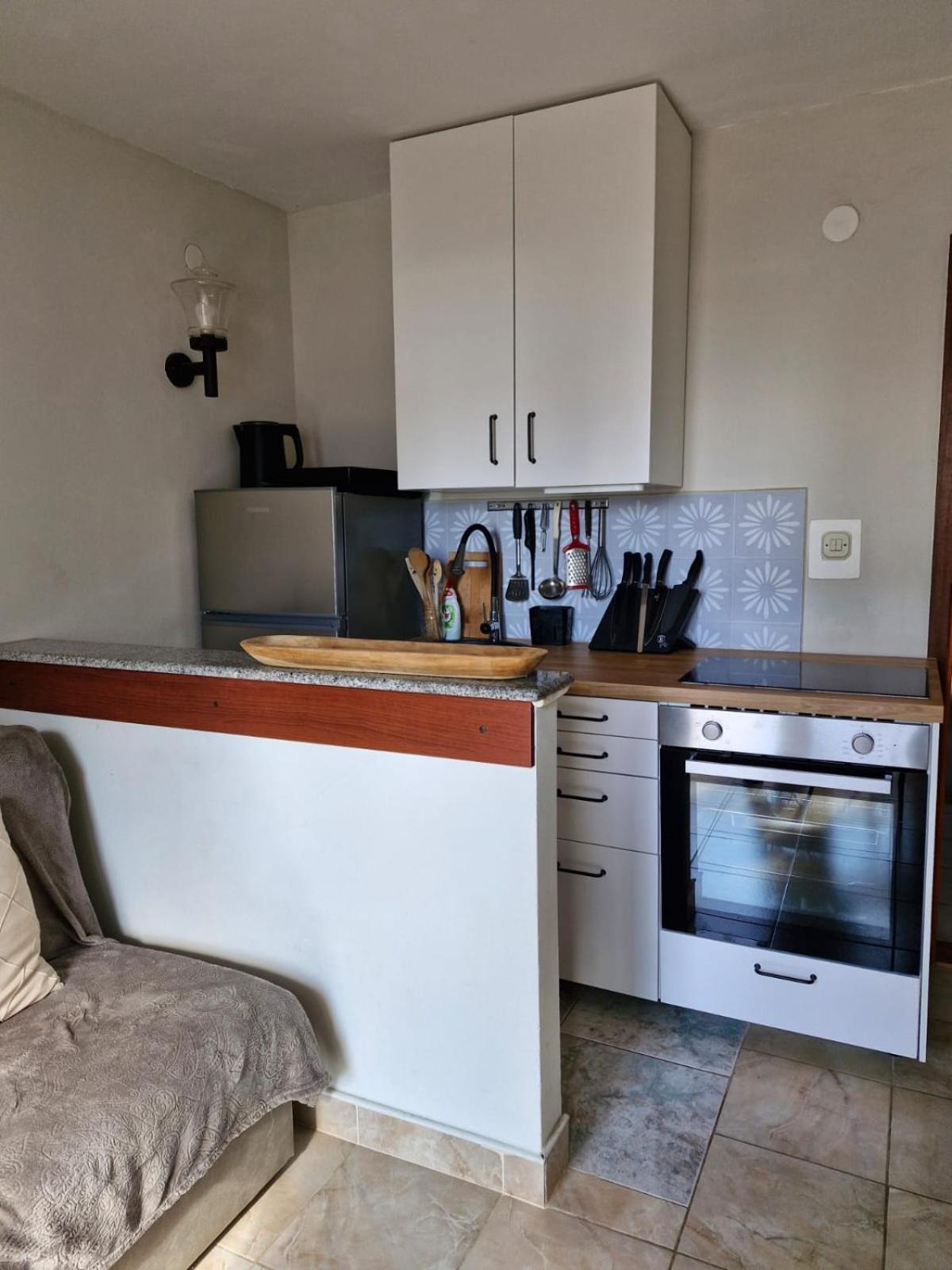 Apartment Bunjo'S Beach House Trogir Buitenkant foto