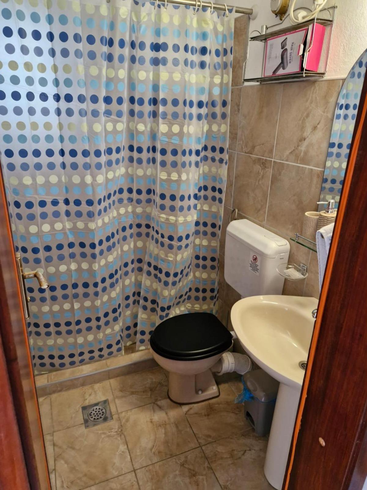 Apartment Bunjo'S Beach House Trogir Buitenkant foto